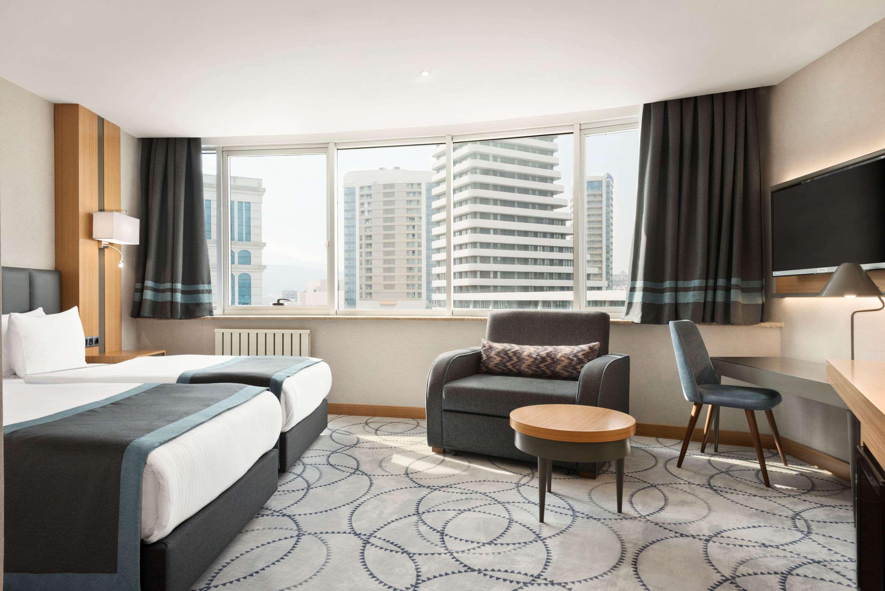 Отель Ramada By Wyndham Nilufer Бурса Экстерьер фото