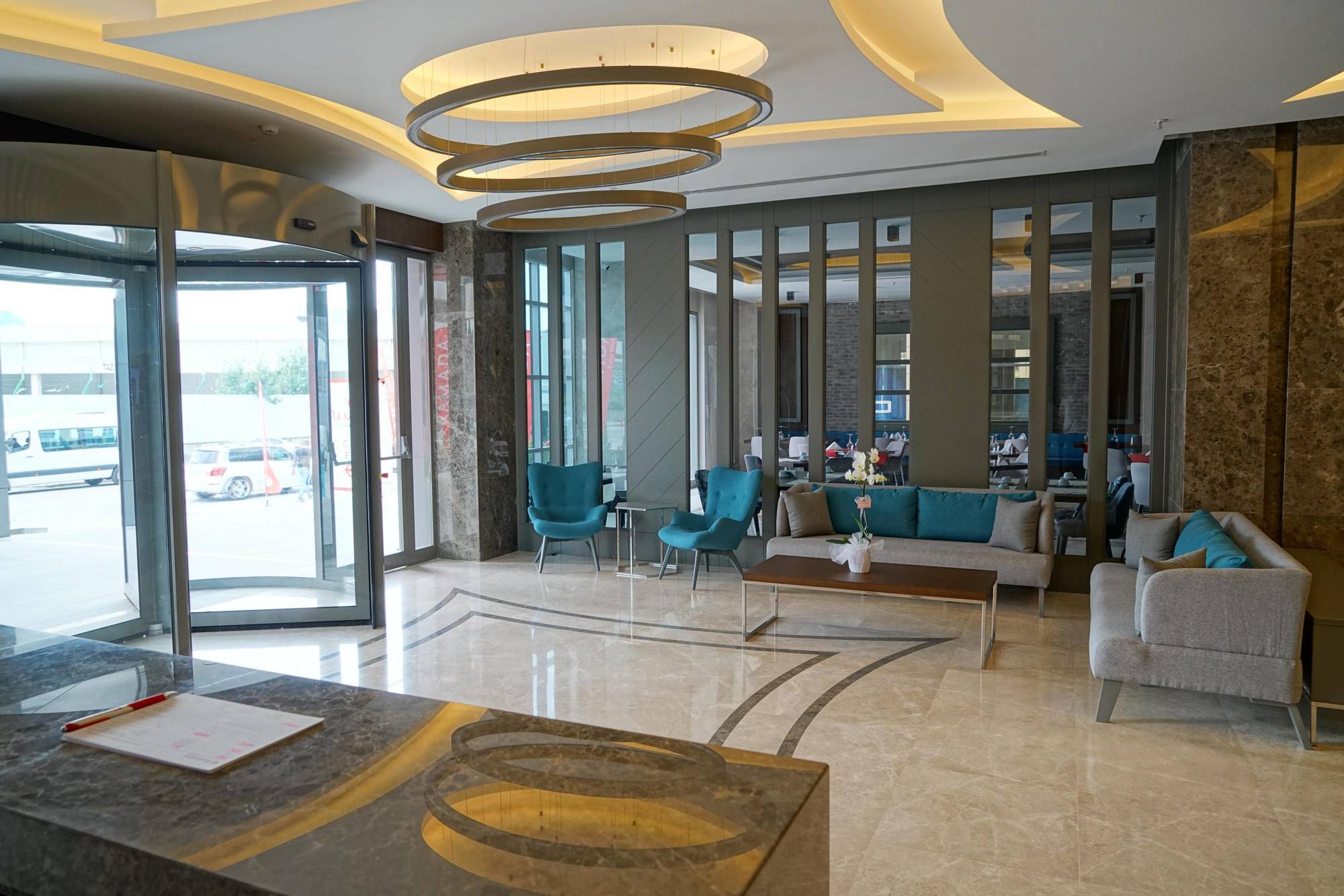 Отель Ramada By Wyndham Nilufer Бурса Экстерьер фото