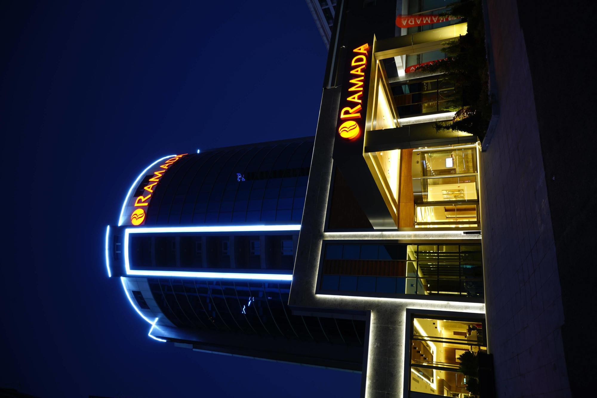 Отель Ramada By Wyndham Nilufer Бурса Экстерьер фото